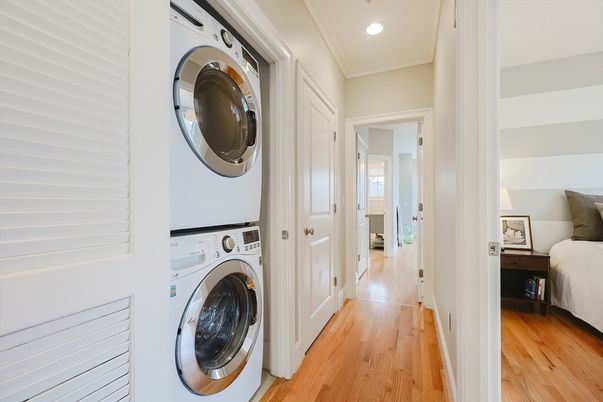 Interior, Recessed Lighting, Utility Closets, Washer, Wood Texture Flooring