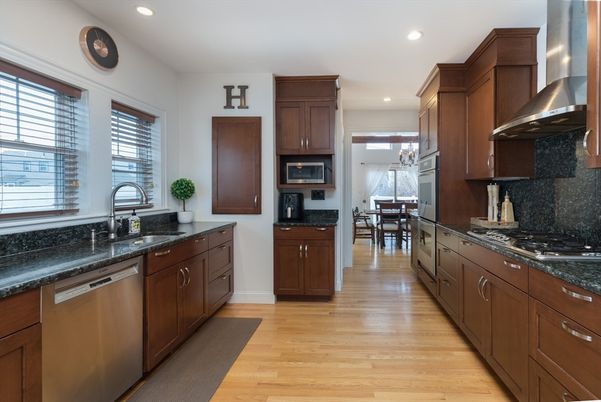 Dining room, Interior, Kitchen, Recessed Lighting, Stainless Steel Appliances, Wood Texture Flooring