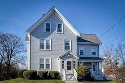 Exterior, Facade, Queen Anne Victorian