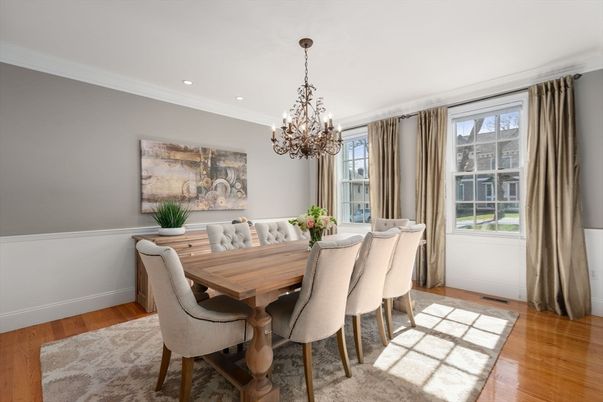 Chandelier, Dining room, Interior, Recessed Lighting, Wood Texture Flooring
