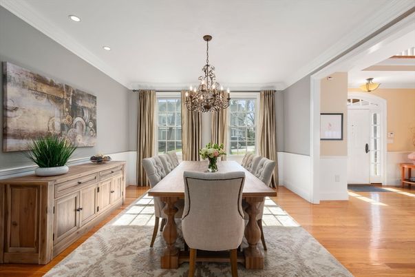 Chandelier, Dining room, Interior, Recessed Lighting, Wood Texture Flooring