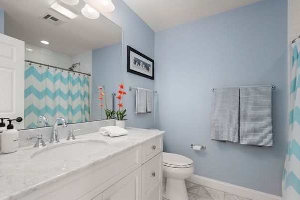 Bathroom, Dual Sink Vanities, Interior, Marble, Recessed Lighting