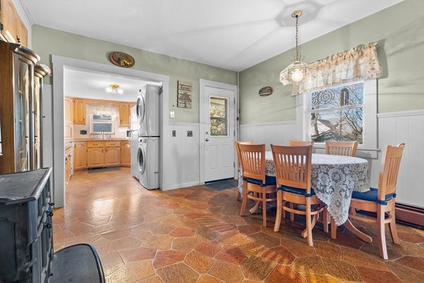 Dining room, Interior, Kitchen, Pendant Lights