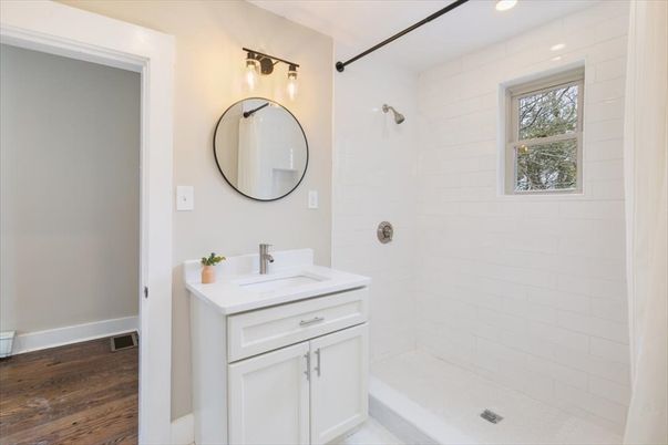 Bathroom, Interior, Recessed Lighting, Wood Texture Flooring