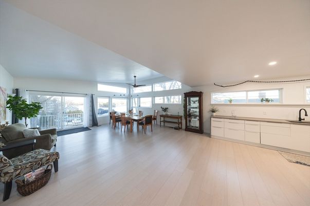 Dining room, Interior, Living room, Recessed Lighting, Wood Texture Flooring