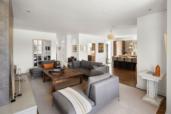 Interior, Kitchen, Living room, Pendant Lights, Recessed Lighting, Wood Texture Flooring
