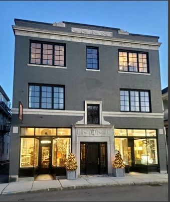 Exterior, Facade, Brick Facade, Rowhouse