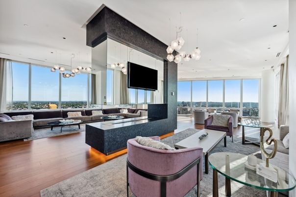 Interior, Living room, Pendant Lights, Recessed Lighting, Wood Texture Flooring
