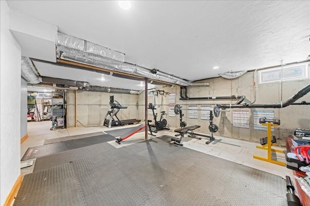 Fitness Equipment, Interior, Recessed Lighting
