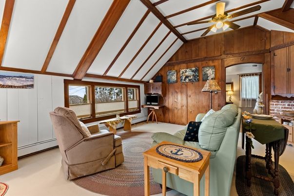 Dining room, Interior, Living room, Wooden Beams, Wooden Walls