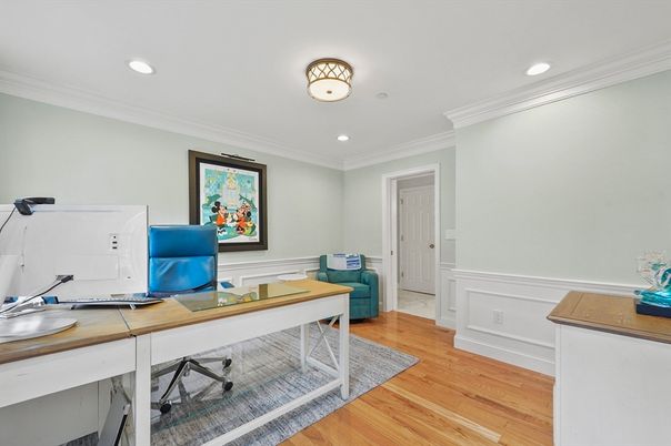 Home Office, Interior, Recessed Lighting, Wood Texture Flooring