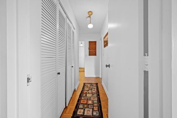 Interior, Pendant Lights, Wood Texture Flooring