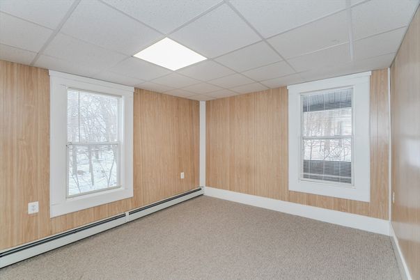 Empty room, Interior, Recessed Lighting, Wooden Walls