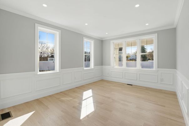 Empty room, Interior, Recessed Lighting, Wood Texture Flooring