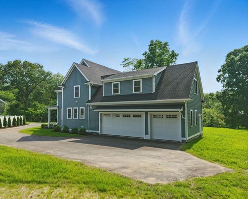 Attached, Exterior, Facade, Farmhouse