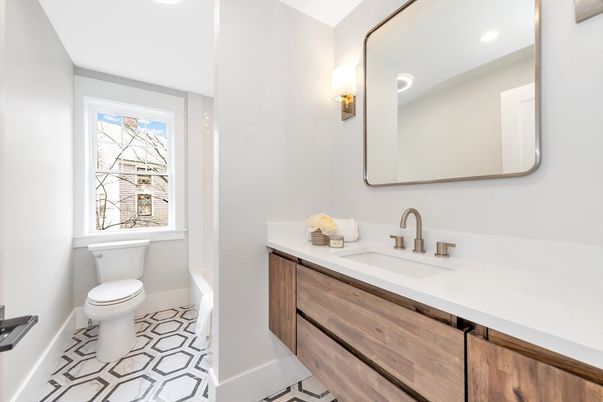 Bathroom, Interior, Recessed Lighting