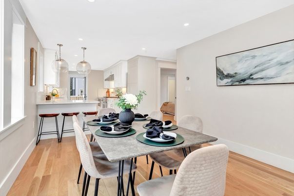 Dining room, Interior, Kitchen, Pendant Lights, Recessed Lighting, Wood Texture Flooring