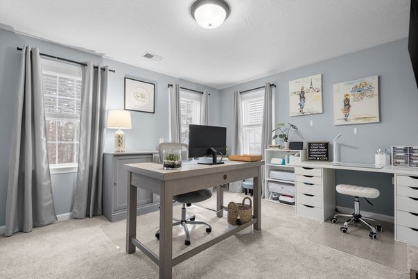 Home Office, Interior