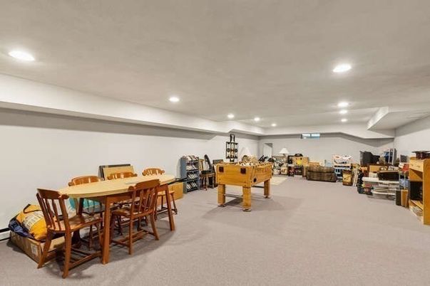 Dining room, Game Room, Interior, Recessed Lighting