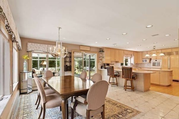 Chandelier, Dining room, Interior, Kitchen, Recessed Lighting, Stainless Steel Appliances, Wood Texture Flooring