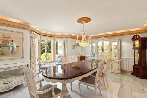 Chandelier, Dining room, Interior