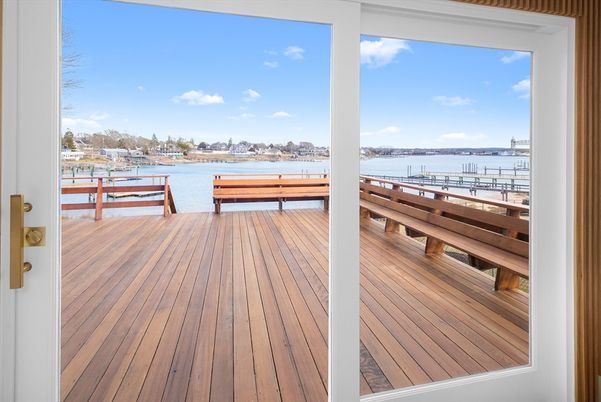 Exterior, Interior, Water