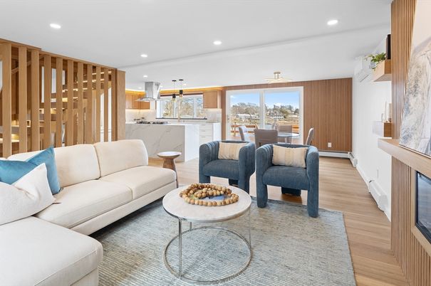 Dining room, Interior, Kitchen, Living room, Marble Walls, Pendant Lights, Recessed Lighting, Wood Texture Flooring