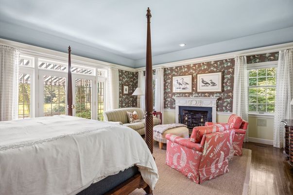 Bedroom, Fireplace, Interior, Recessed Lighting, Wood Texture Flooring