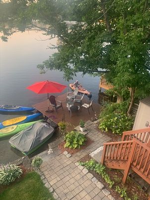 Exterior, Lake