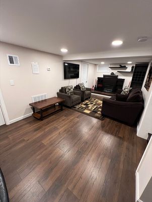 Interior, Living room, Recessed Lighting, Wood Texture Flooring