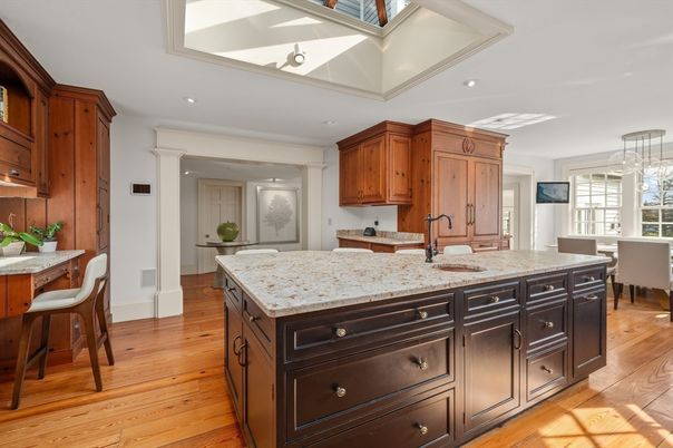 Dining room, Interior, Kitchen, Recessed Lighting, Wood Texture Flooring