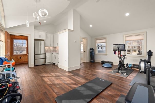 Fitness Equipment, Interior, Kitchen, Pendant Lights, Recessed Lighting, Wood Texture Flooring