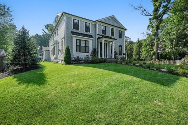 Backyard, Exterior, Facade, Farmhouse