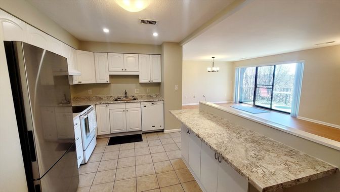 Interior, Kitchen, Pendant Lights, Recessed Lighting