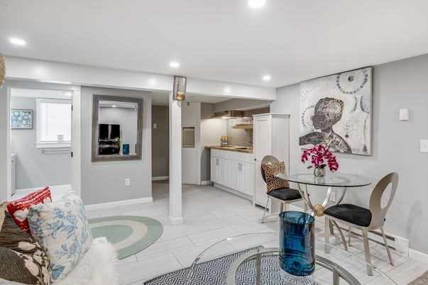 Dining room, Interior, Kitchen, Recessed Lighting