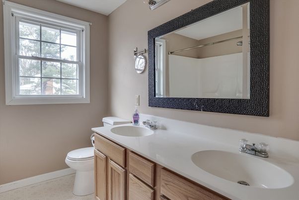 Bathroom, Dual Sink Vanities, Interior