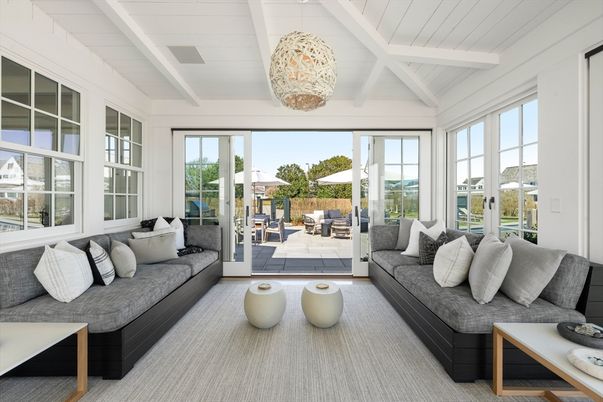 Interior, Living room, Pendant Lights