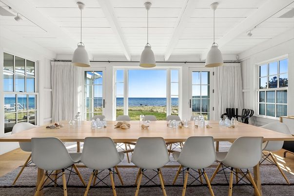 Dining room, Interior, Pendant Lights, Water