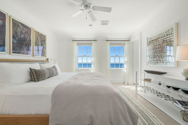 Bedroom, Interior, Water