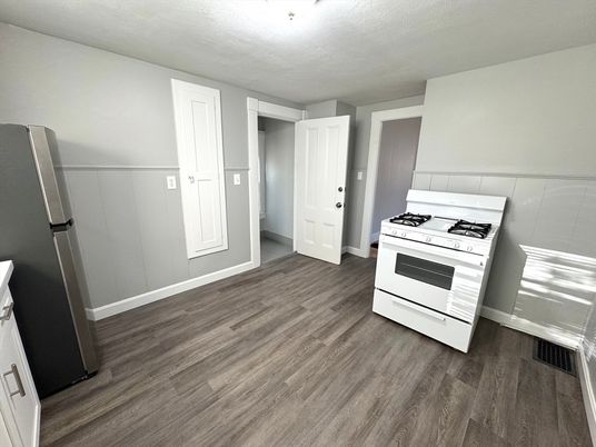 Interior, Kitchen, Wood Texture Flooring