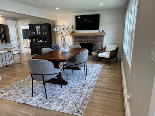 Dining room, Fireplace, Interior, Recessed Lighting, Wood Texture Flooring