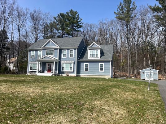 Backyard, Exterior, Facade, Cape Cod