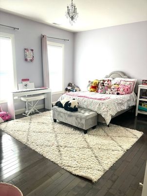 Bedroom, Chandelier, Home Office, Interior, Wood Texture Flooring