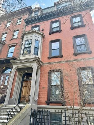 Exterior, Facade, Brick Facade, Rowhouse