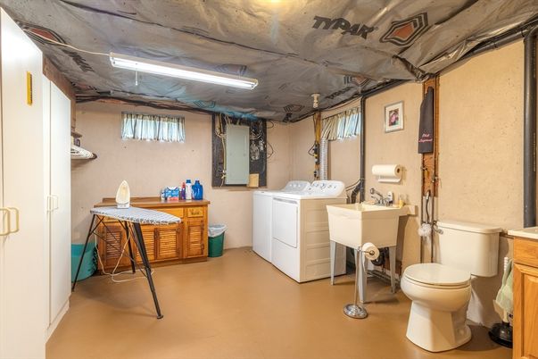 Interior, Washer