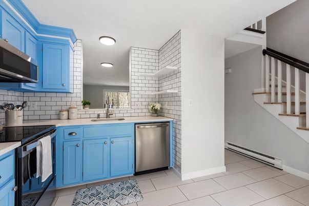 Interior, Kitchen, Stainless Steel Appliances
