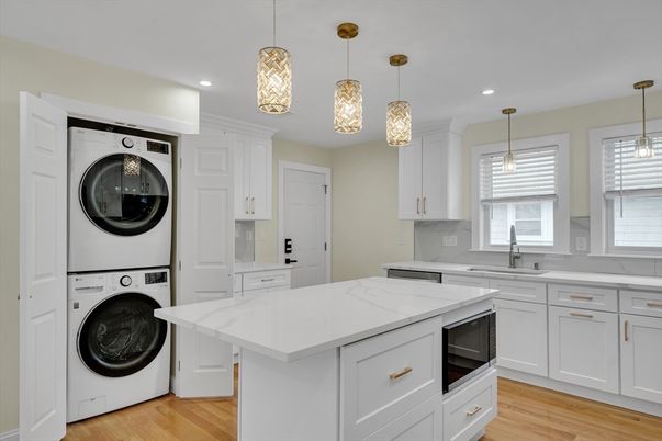 Interior, Kitchen, Pendant Lights, Recessed Lighting, Utility Closets, Washer, Wood Texture Flooring