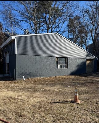 Backyard, Detached Garage, Exterior