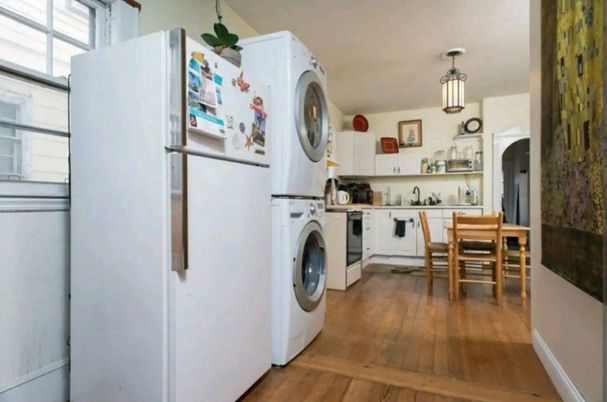 Dining room, Interior, Pendant Lights, Washer, Wood Texture Flooring