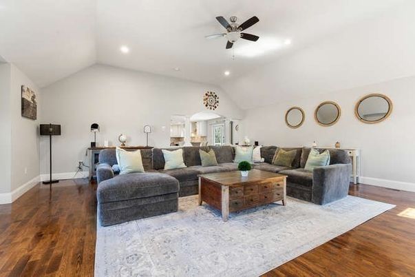 Interior, Living room, Recessed Lighting, Wood Texture Flooring